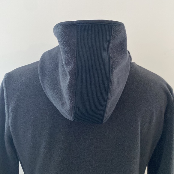 Tommy Hilfiger long sleeve black fleece hoodie with zippered front. Extra Small. - Picture 5 of 15
